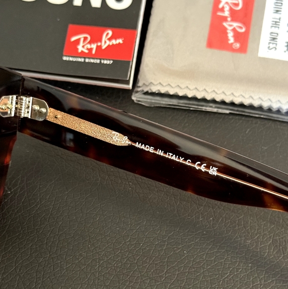 LIKE NEW Ray-Ban State Street Tortoise Gradient Brown RB2186 Sunglasses main image 7